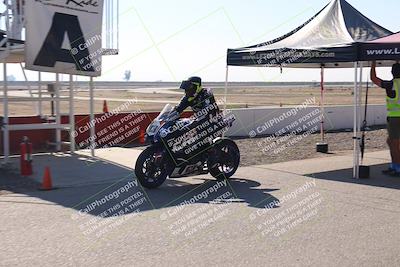 media/Nov-03-2025-Lets Ride (Mon) [[4d74c1c4d3]]/A Group/Grid/